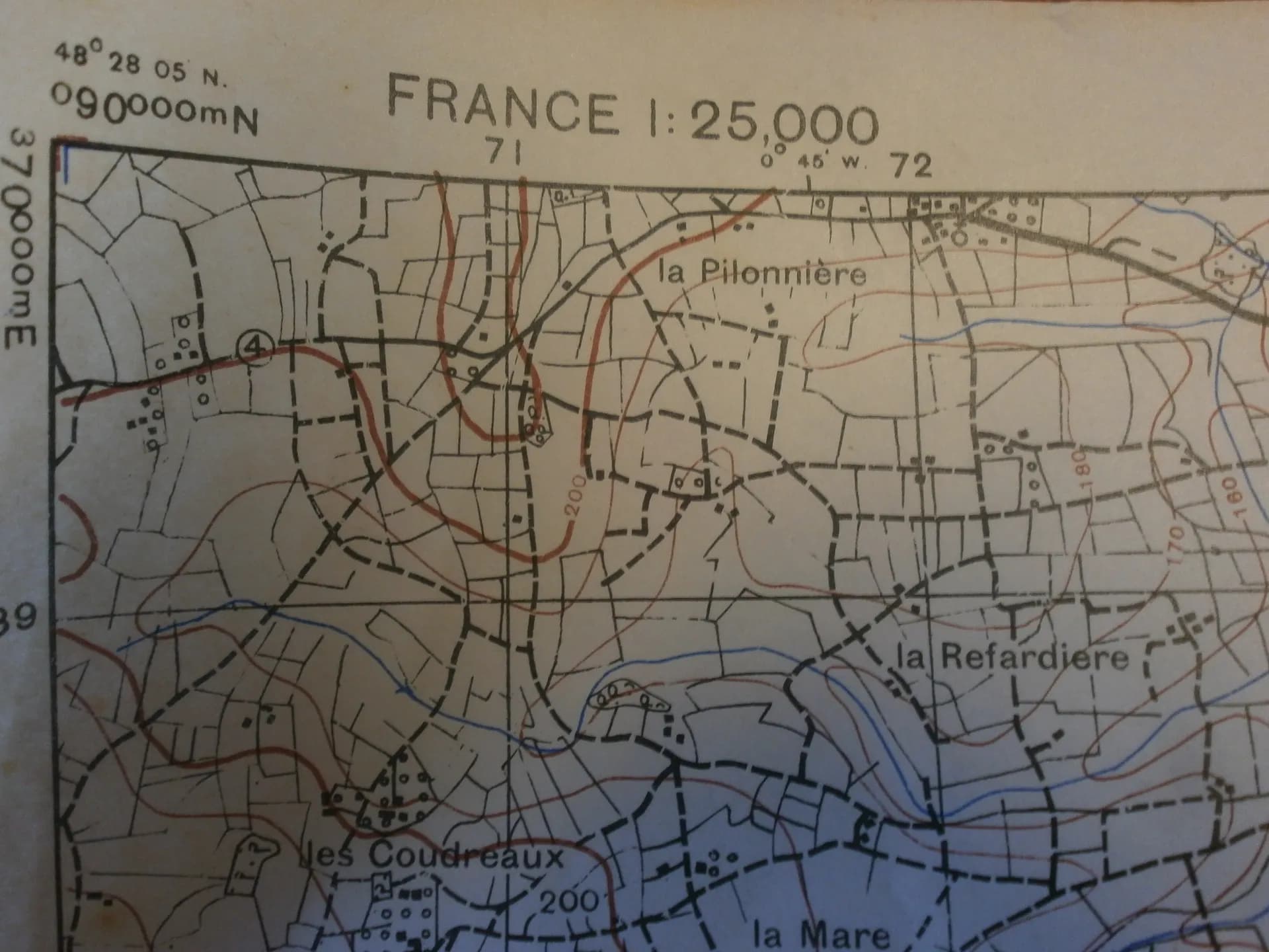 Carte britannique Ambrières-le-Grand 1/25 000 Août 1944 - 3