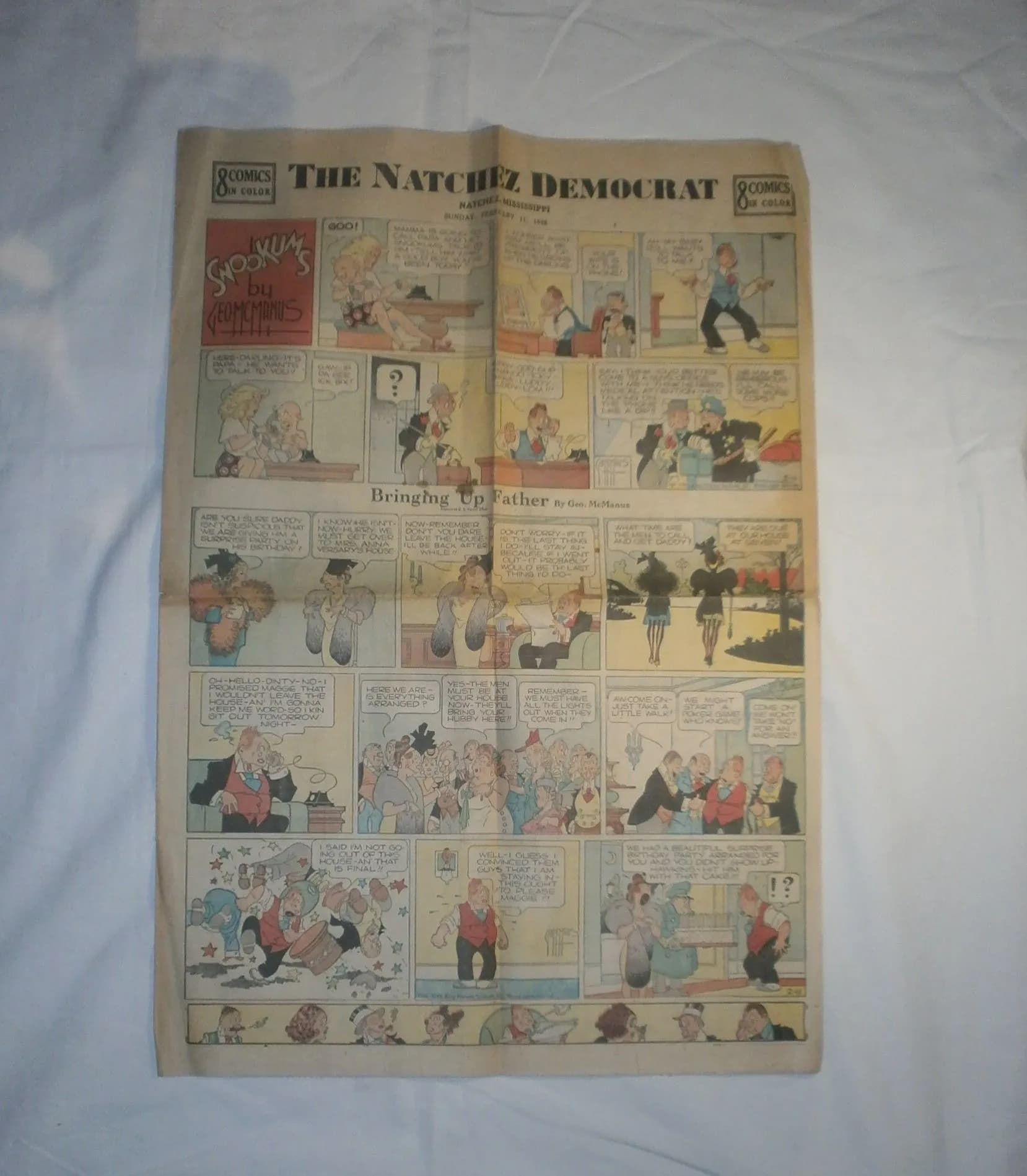 journal couleurs américain 11 février 1945. The Nathchez Democrat - 1