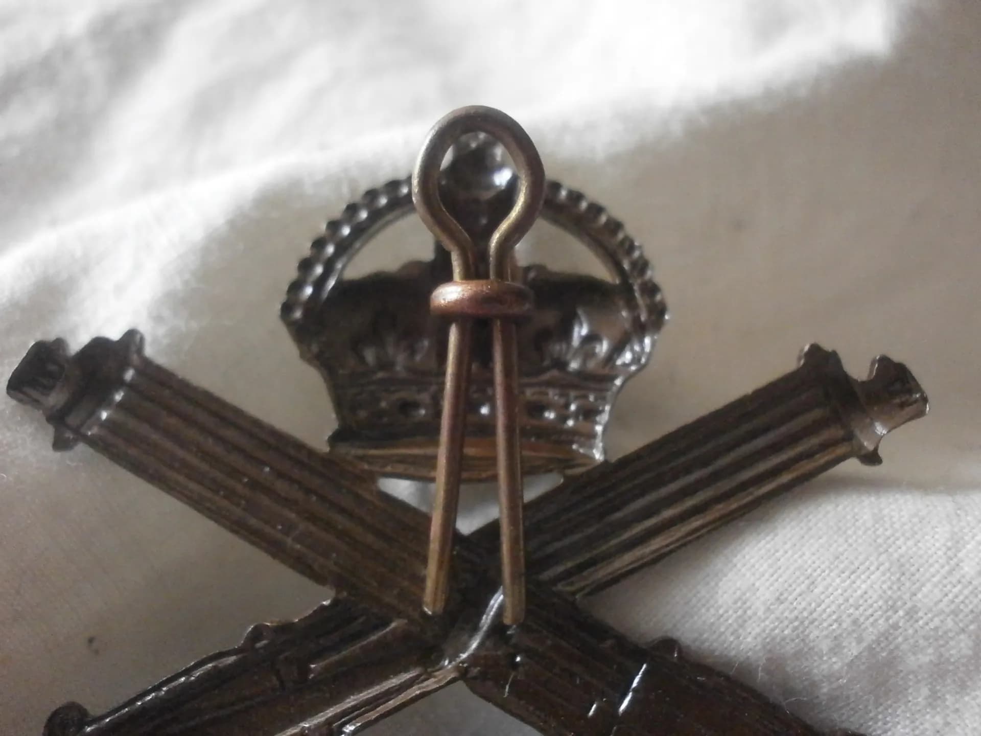 insigne de casquette d’officier du Canadian Machine Gun Corps WW1 - 8
