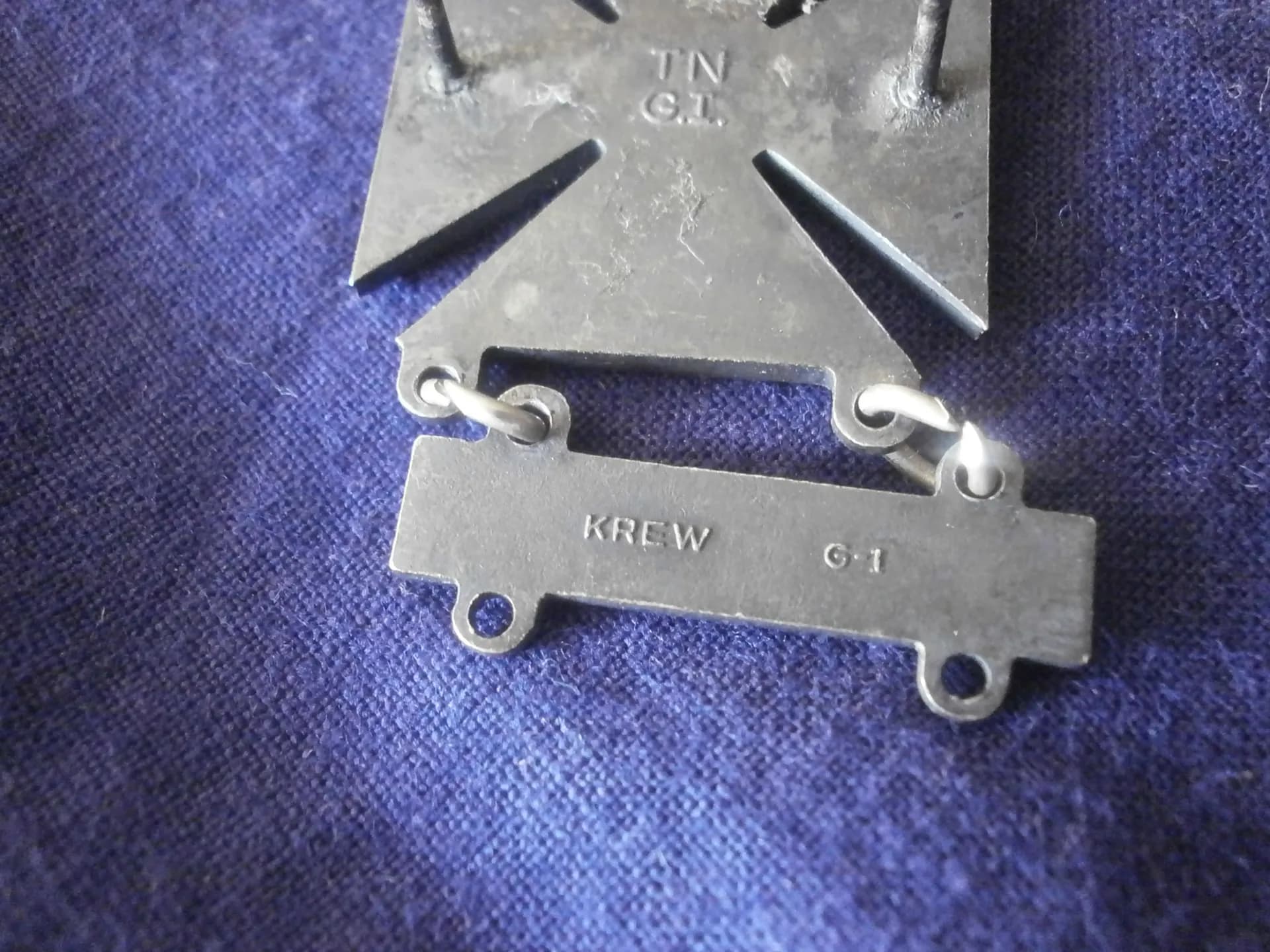 brevet "lancer à la grenade" marqué TN GI et Krew  G-1. fabrication postérieure à la 2e guerre mondiale - 3