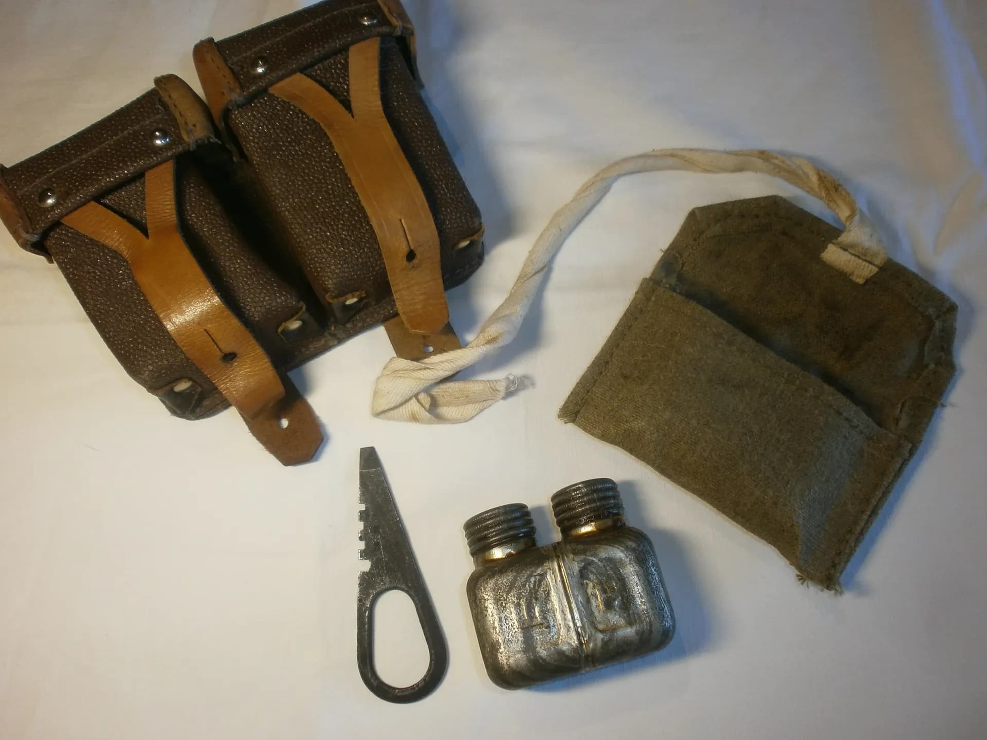 Cartouchière et accessoires pour fusil Mosin Nagant - 1