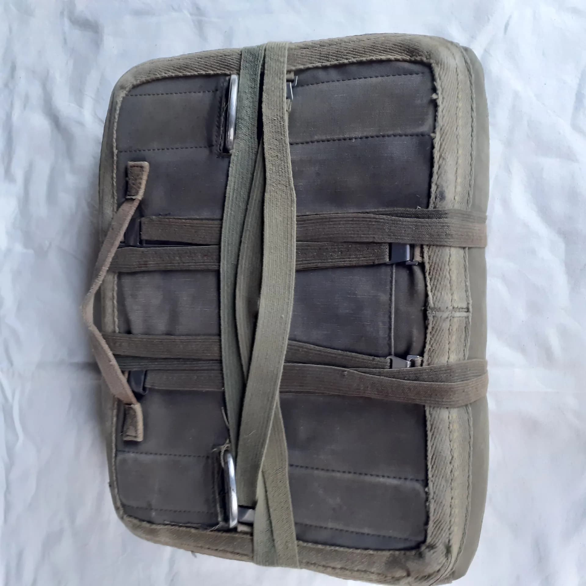Parachute ventral EFA 361 N° 1093 - 3