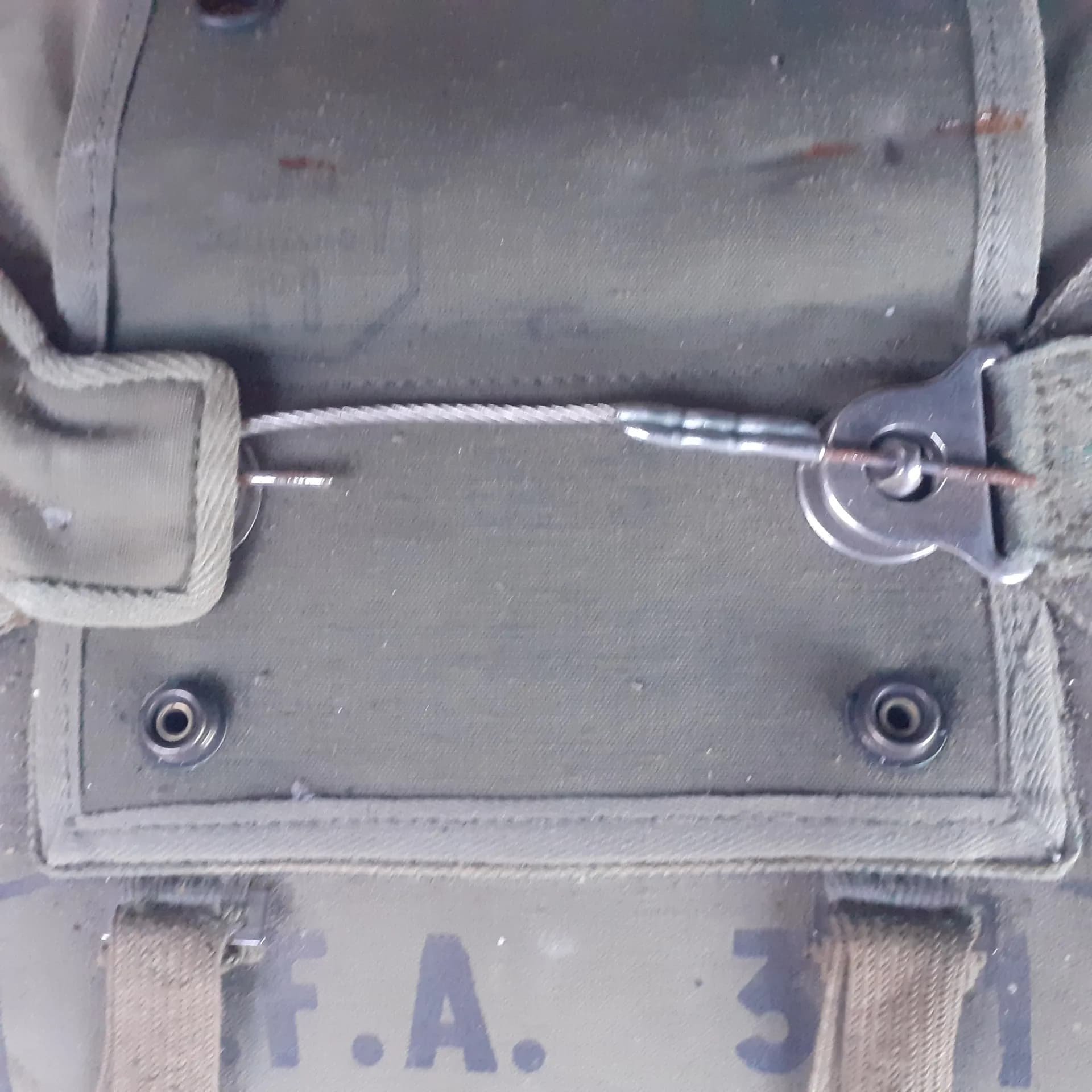 Parachute ventral EFA 361 N° 1093 - 6
