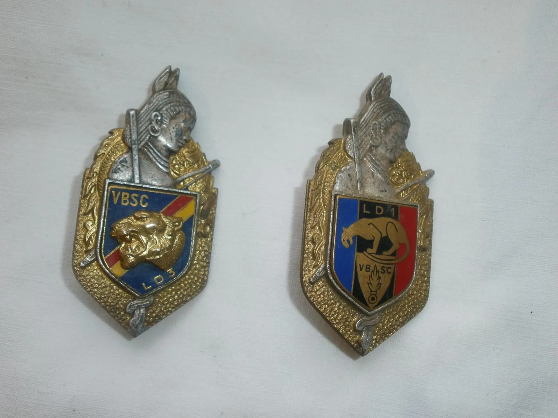 lot 6 refrappes insignes Gendarmerie - 5