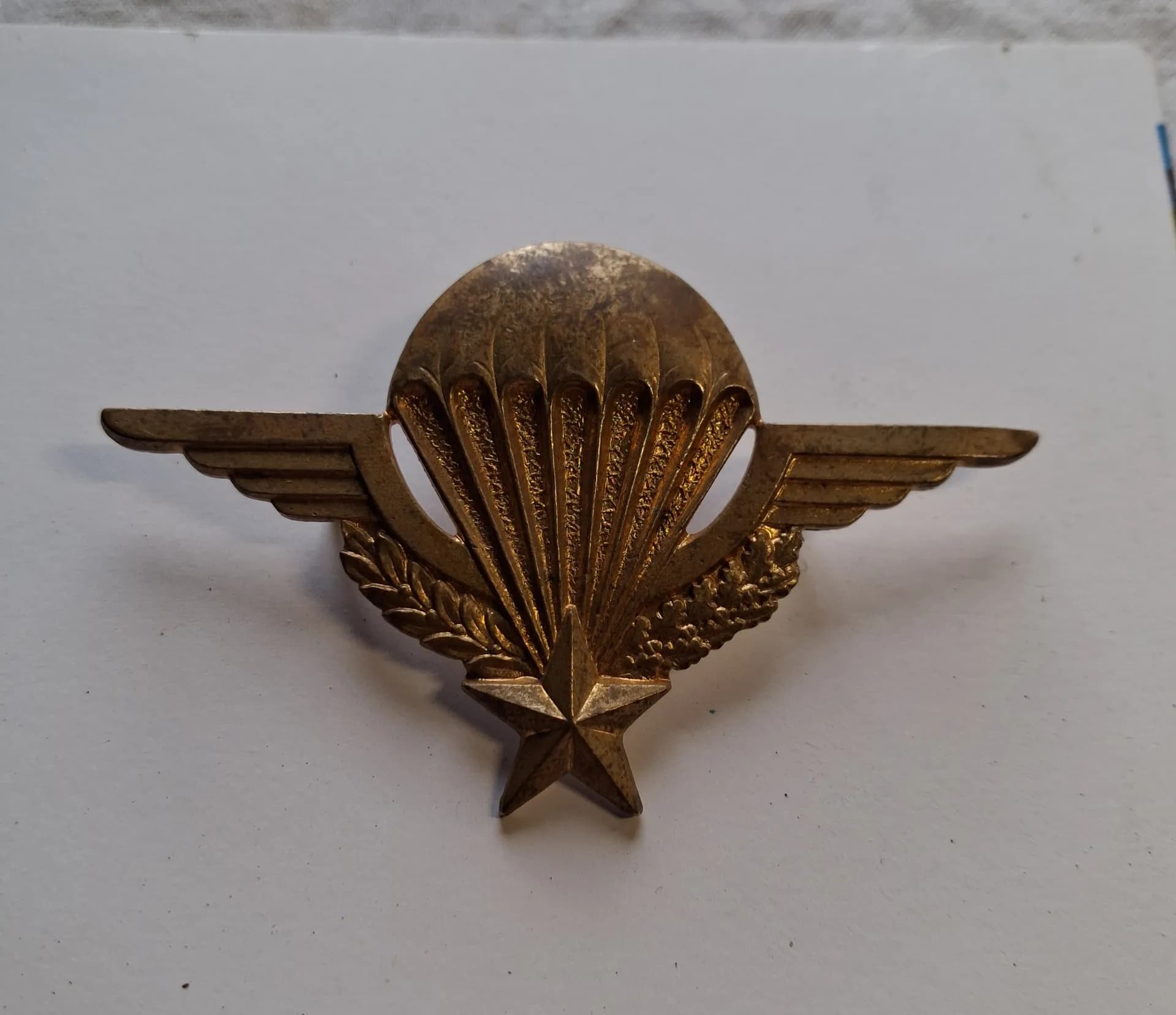 Brevet parachutiste doré et numéroté  - 2