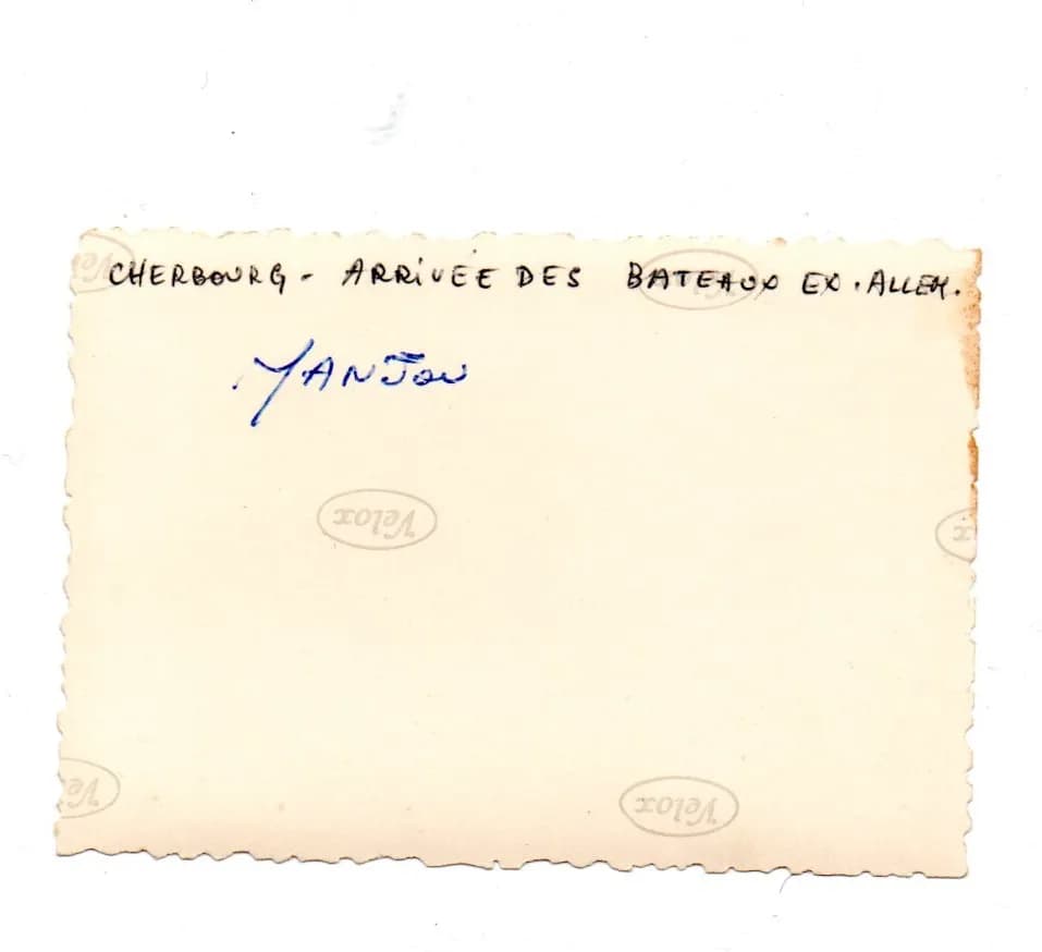 7 photos : 2 ex contre-torpilleurs allemands à Rouen, Cherbourg et Toulon 1946 - 1947 - 7