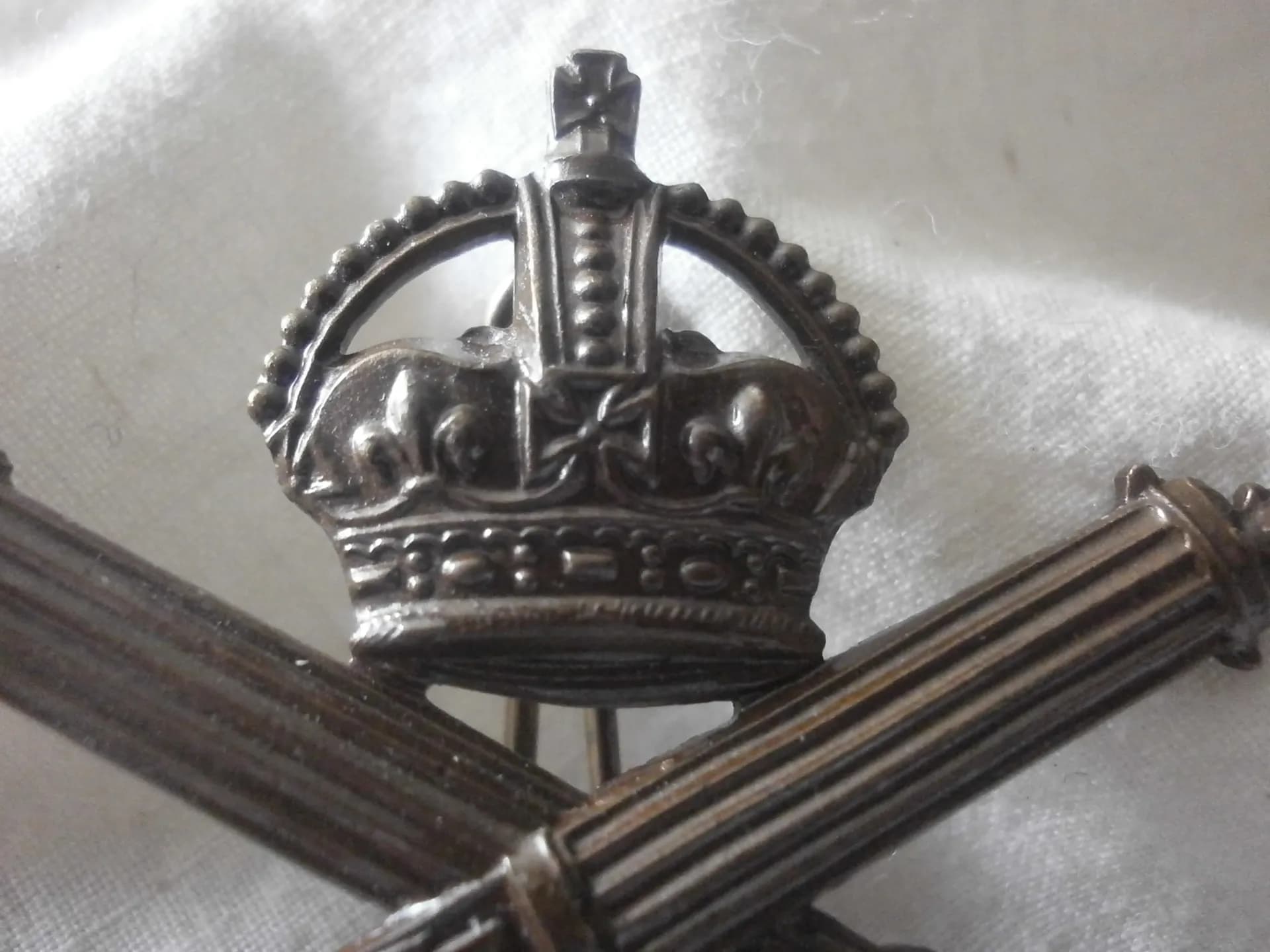 insigne de casquette d’officier du Canadian Machine Gun Corps WW1 - 11
