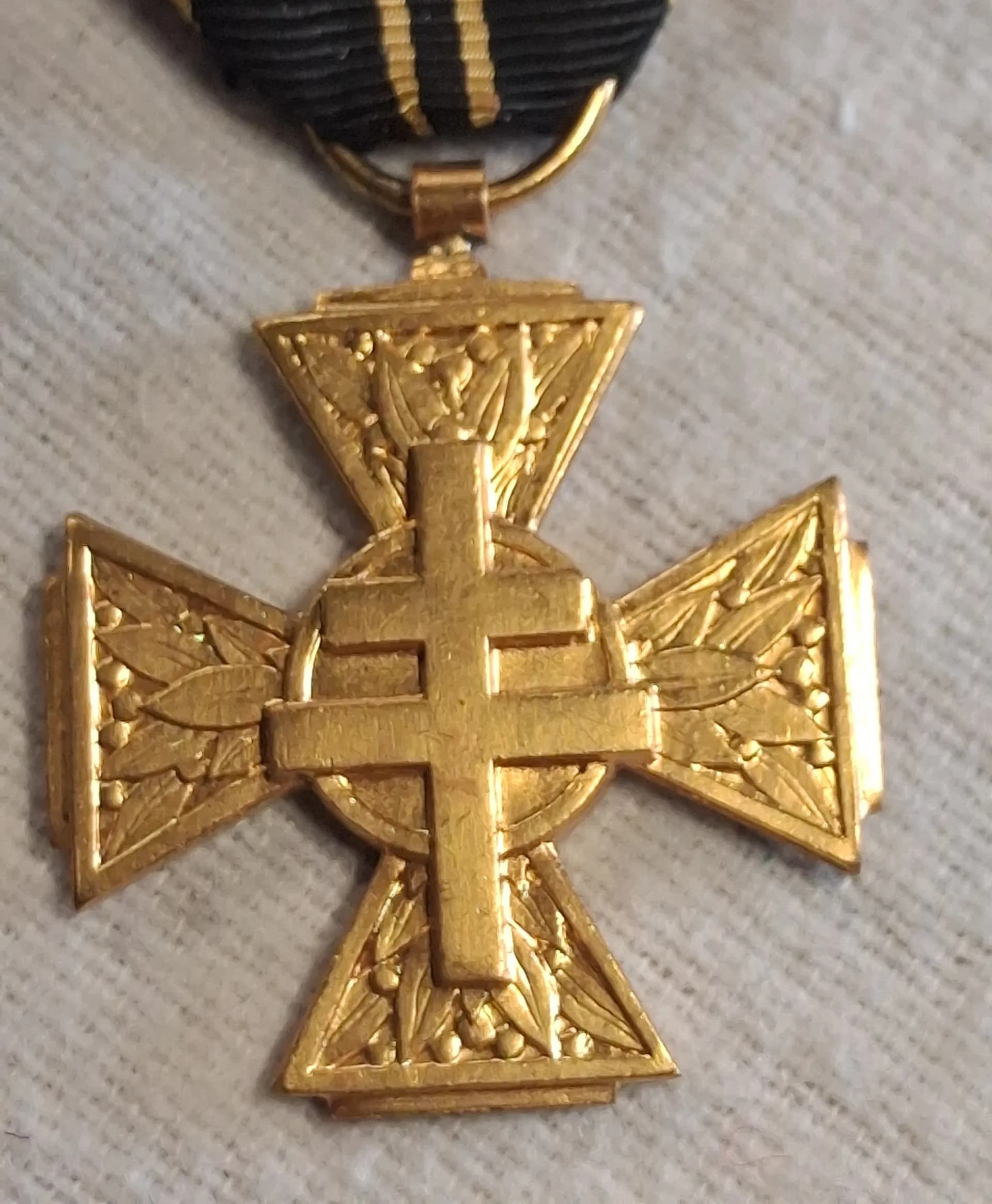 medaille combattant volontaire de la  résistance 