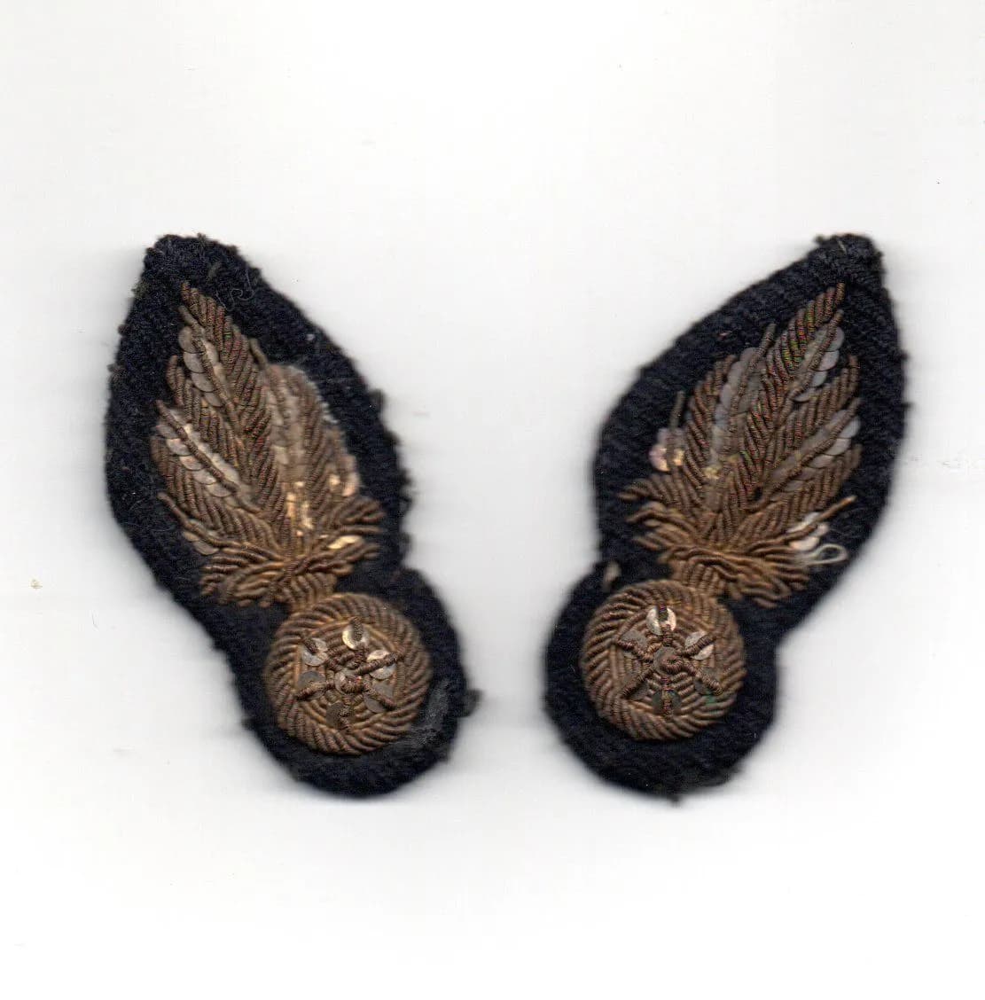 paire d'insignes de col en cannetille. Grenades XIXe - 1