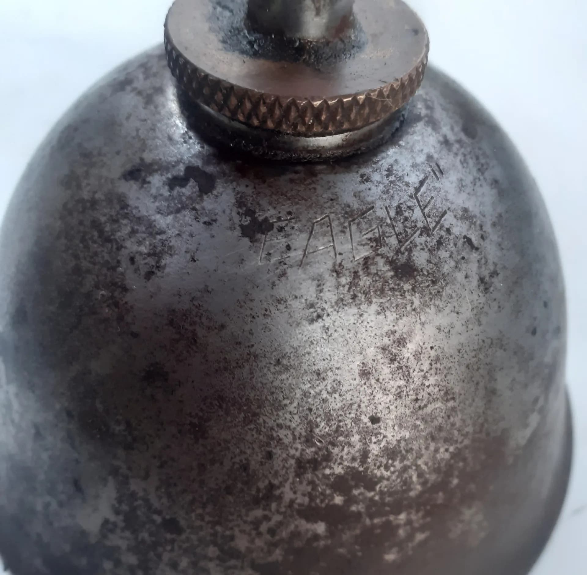Burette à huile  "Eagle" Jeep, Dodge - 2