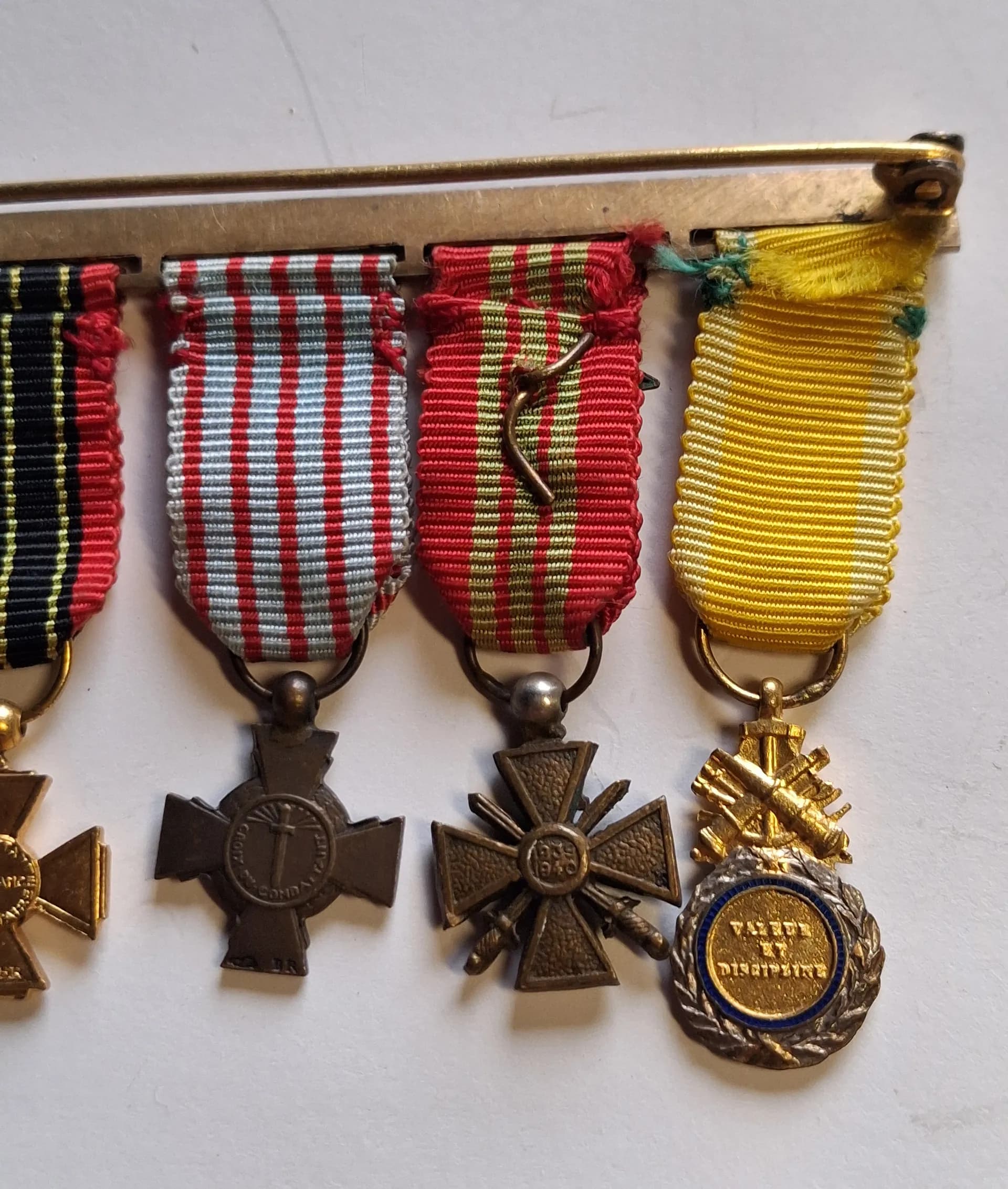 2 barrettes de décorations miniatures ww1 et ww2 - 7