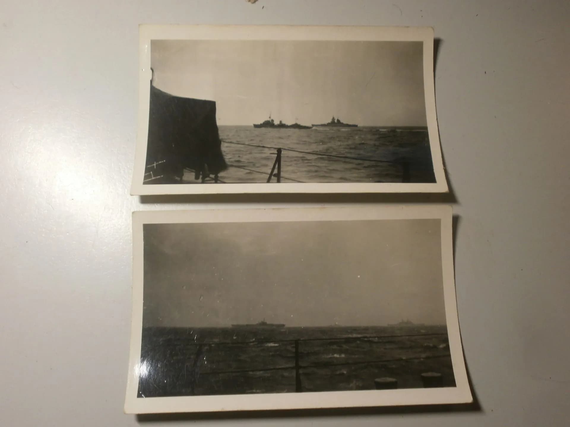 lot 12 photos marine : 5-6 juin 44.  1945 Brest. 1946 Cherbourg. Union de Jack liverpool - 3