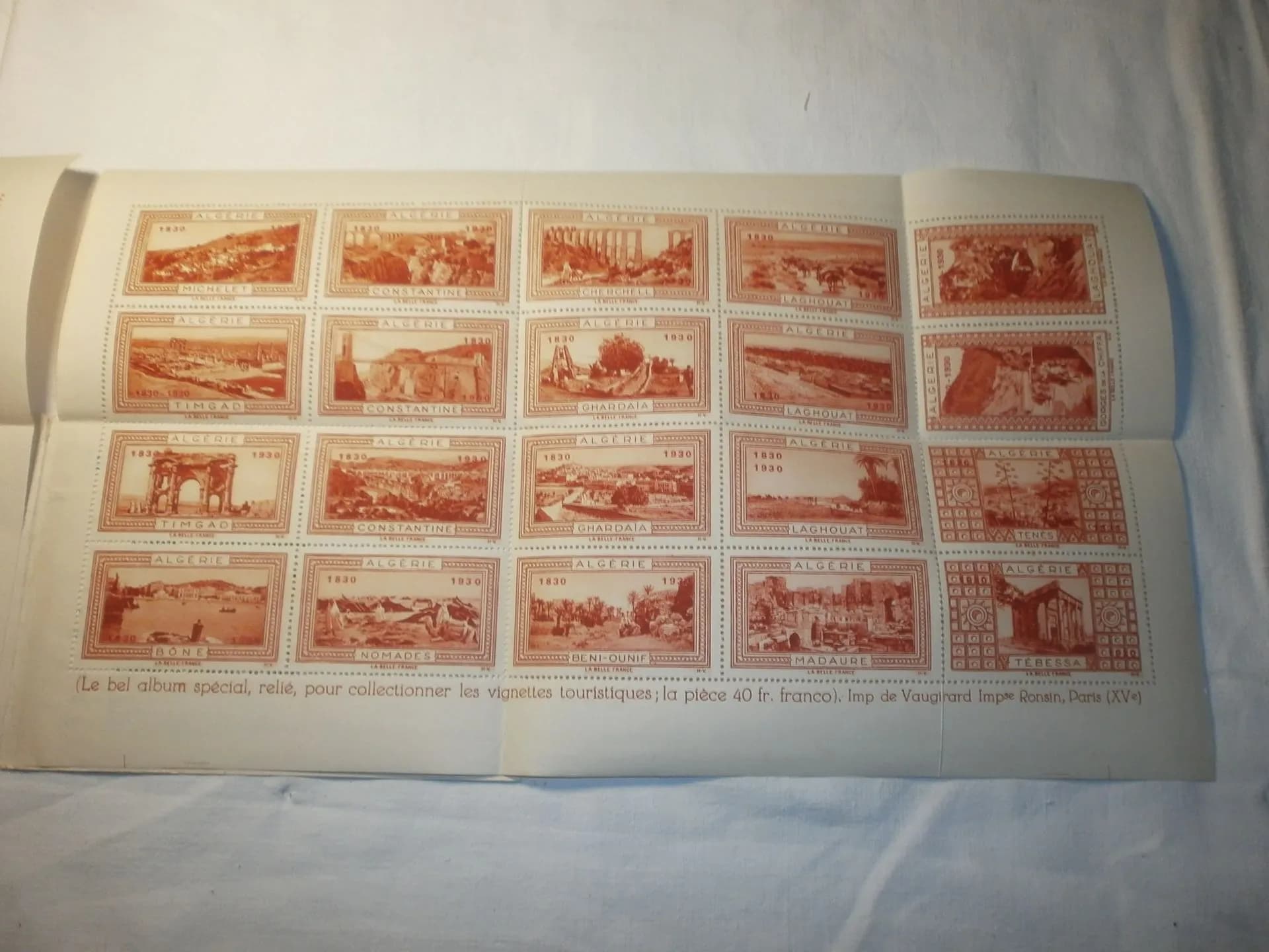 carnet de 40 vignettes "La belle France". Algérie édition du centenaire - 5