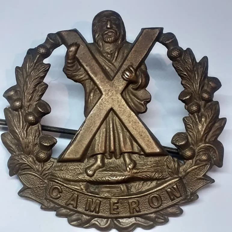 cap badge "Queen's Own Cameron Highlanders" - 3