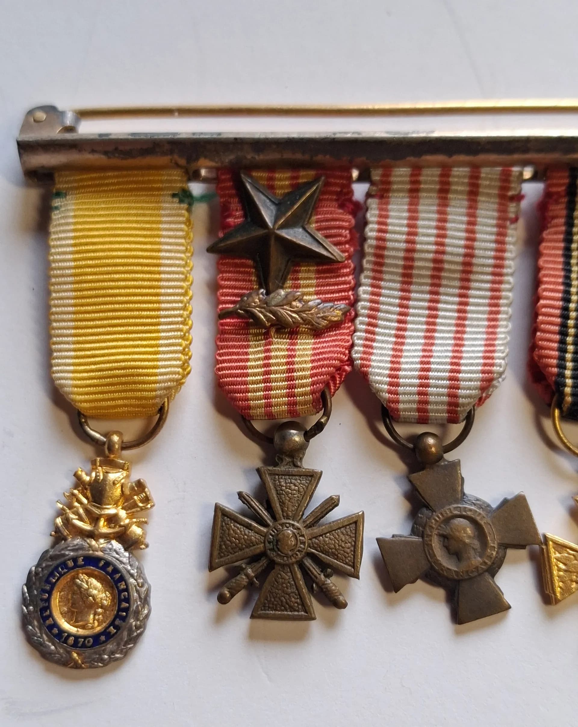 2 barrettes de décorations miniatures ww1 et ww2 - 3