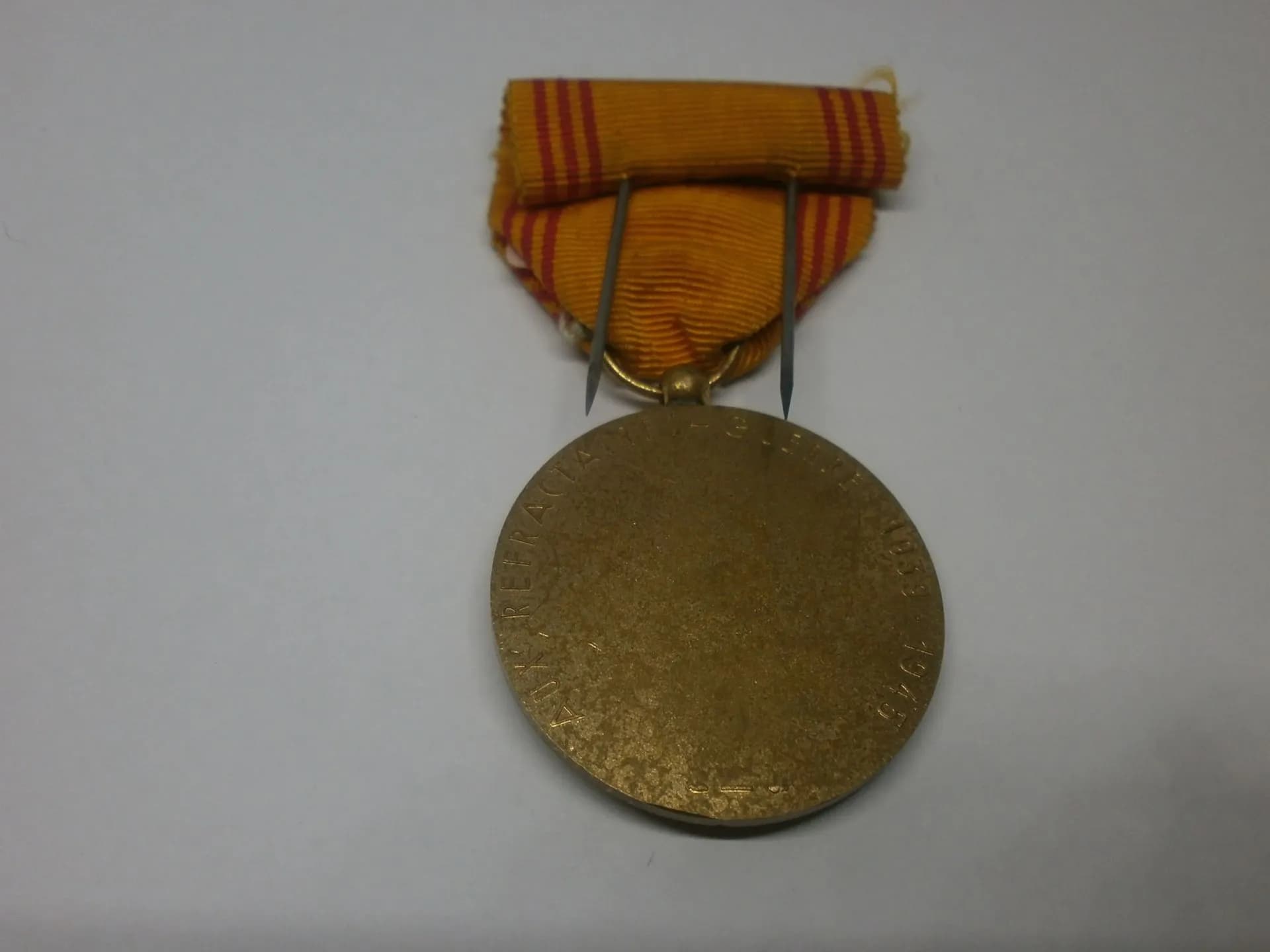 médaille aux réfractaires STO - 2