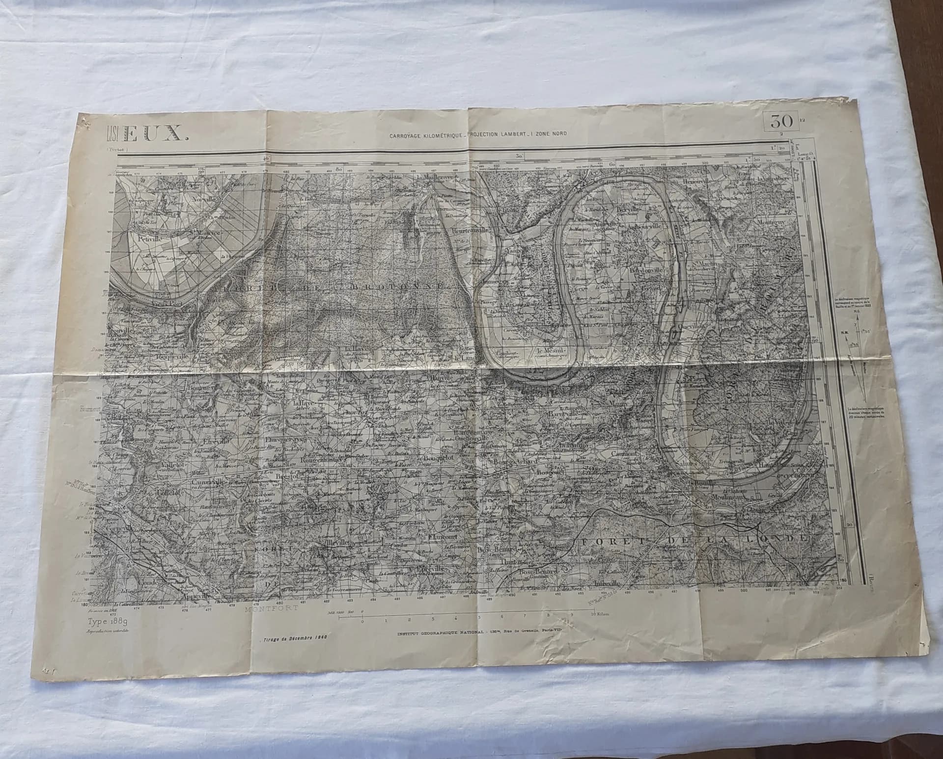 Carte 1940  bras de la Seine. Forêt Brotonnes.  - 2
