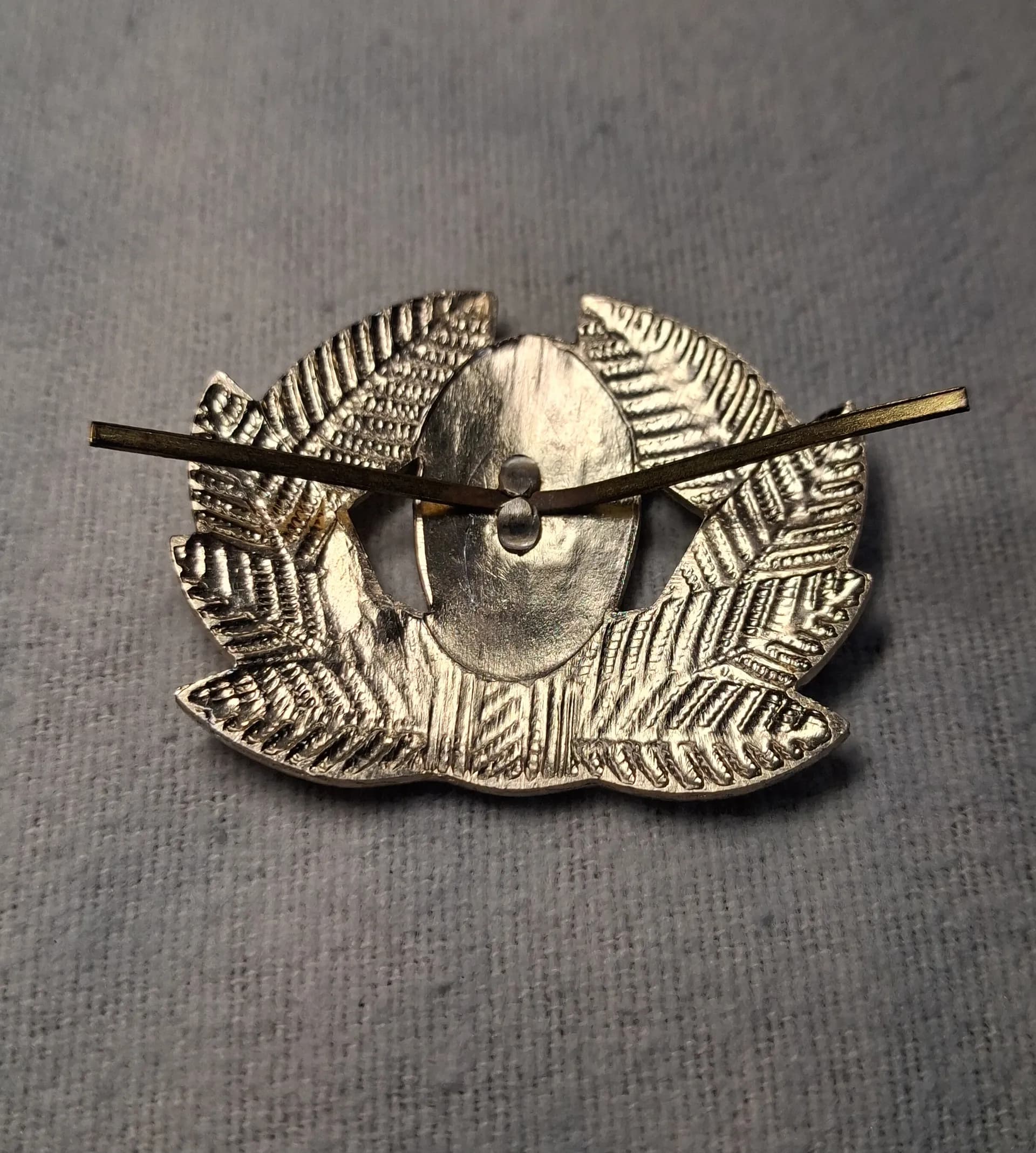 Insigne de casquette armée ukrainienne  - 2