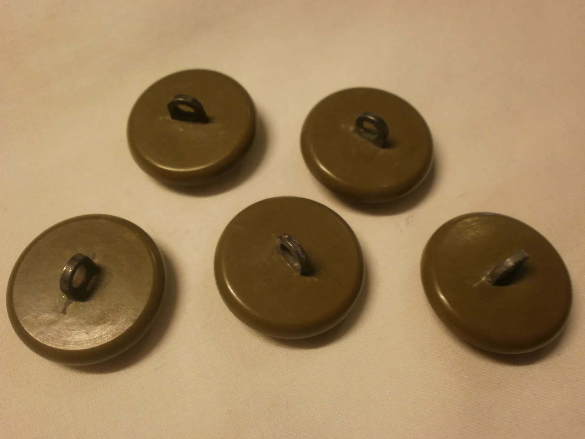 5 boutons polonais WW2 kakis - 3