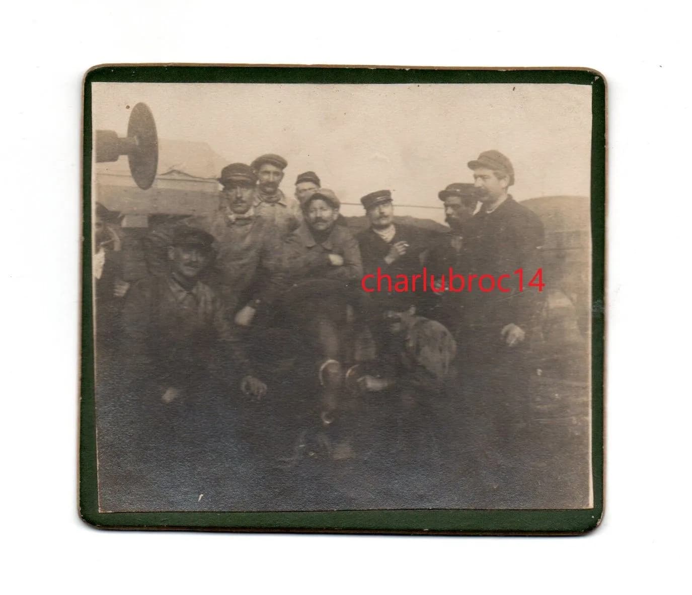 photographie ancienne de cheminots - 1