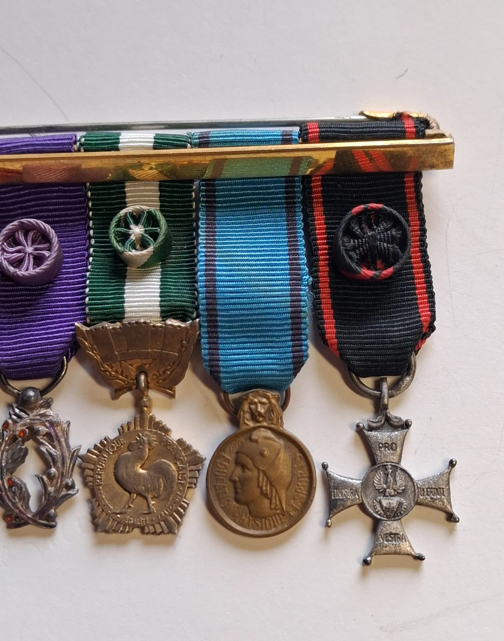 2 barrettes de décorations miniatures ww1 et ww2 - 10