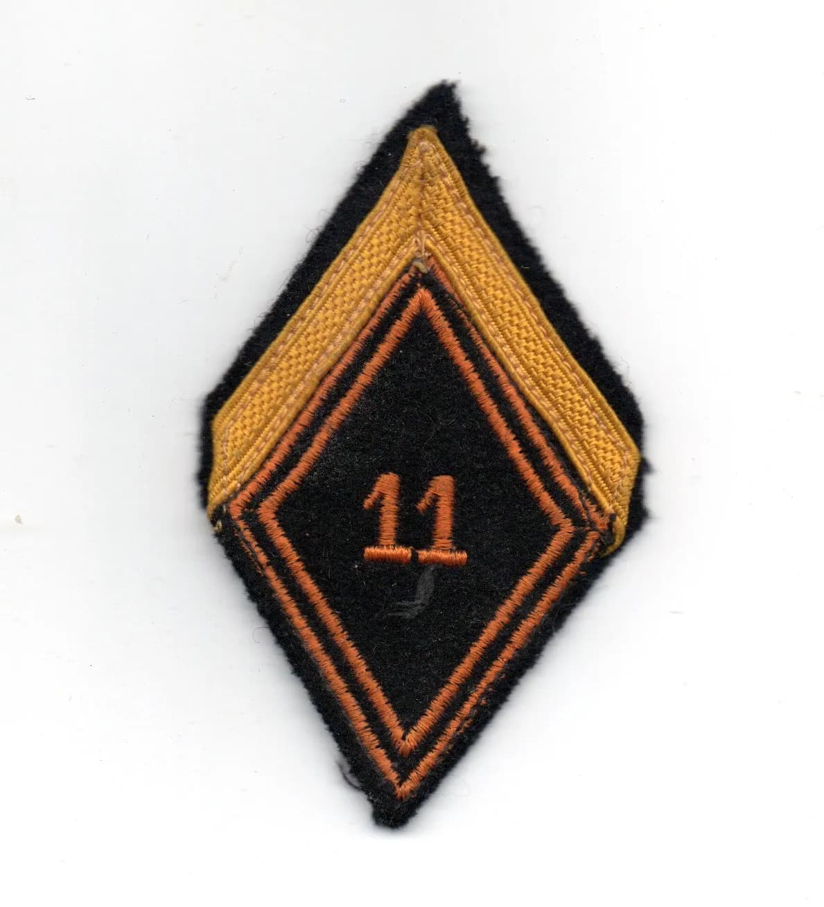 insigne modèle 45 du 11e régiment de parachutistes de choc - 1