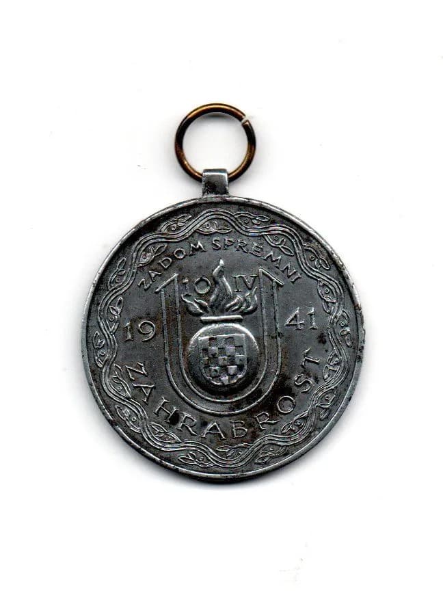 médaille pour bravoure ; Croatie 1941 - 3