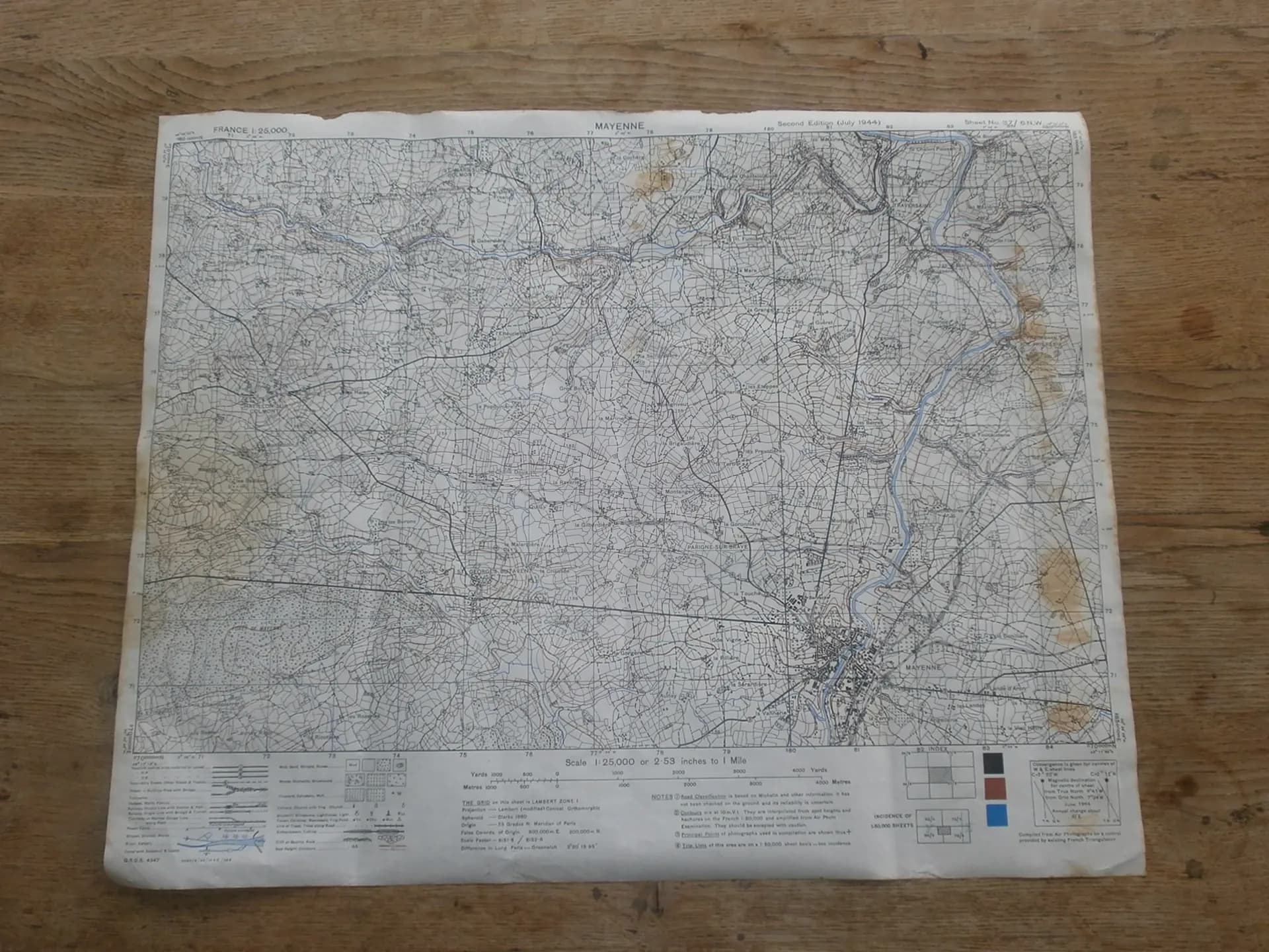lot de 3 cartes britanniques 1944. Alençon, Flers et Mayenne - 9