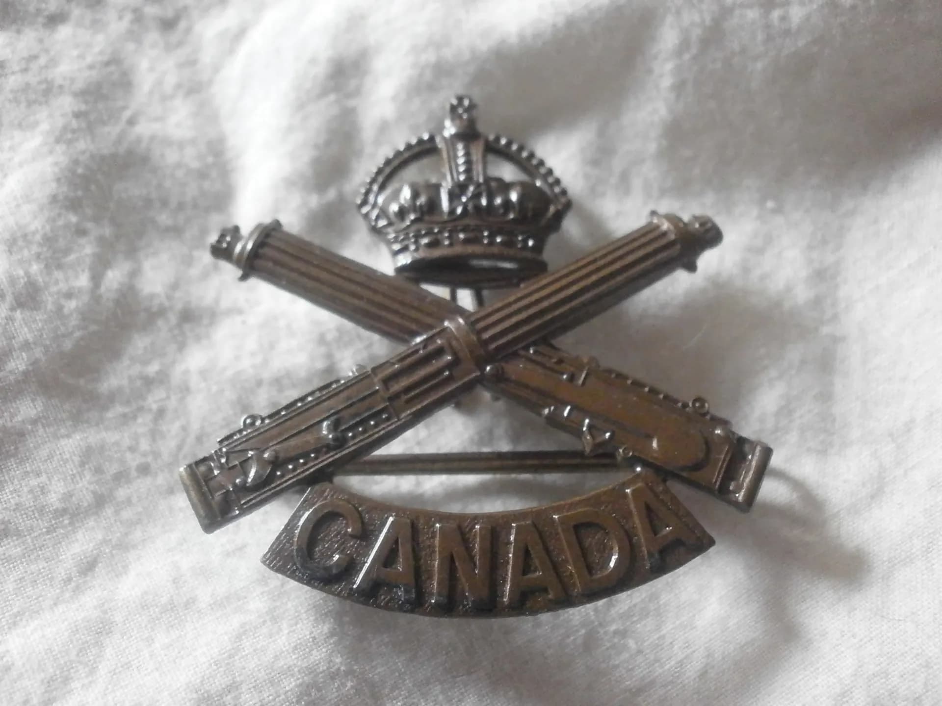 insigne de casquette d’officier du Canadian Machine Gun Corps WW1 - 1