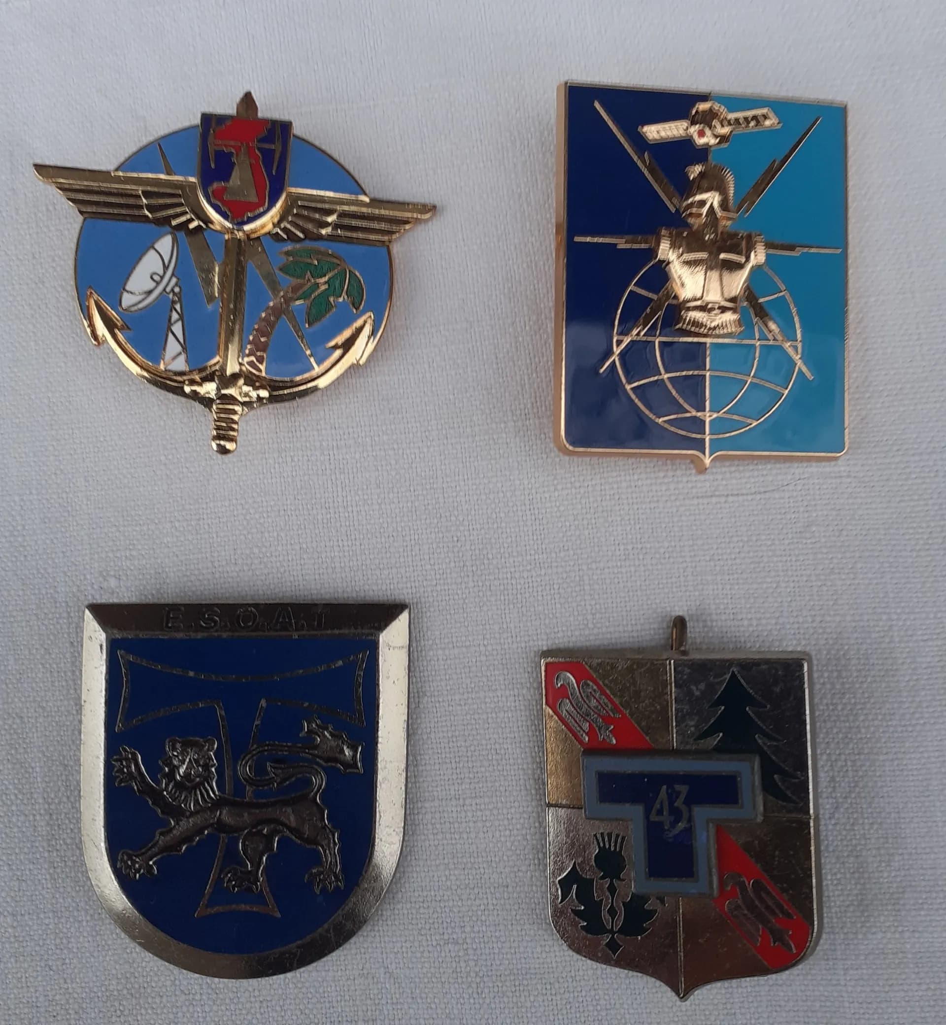 lot de 10 insignes des transmissions - 2